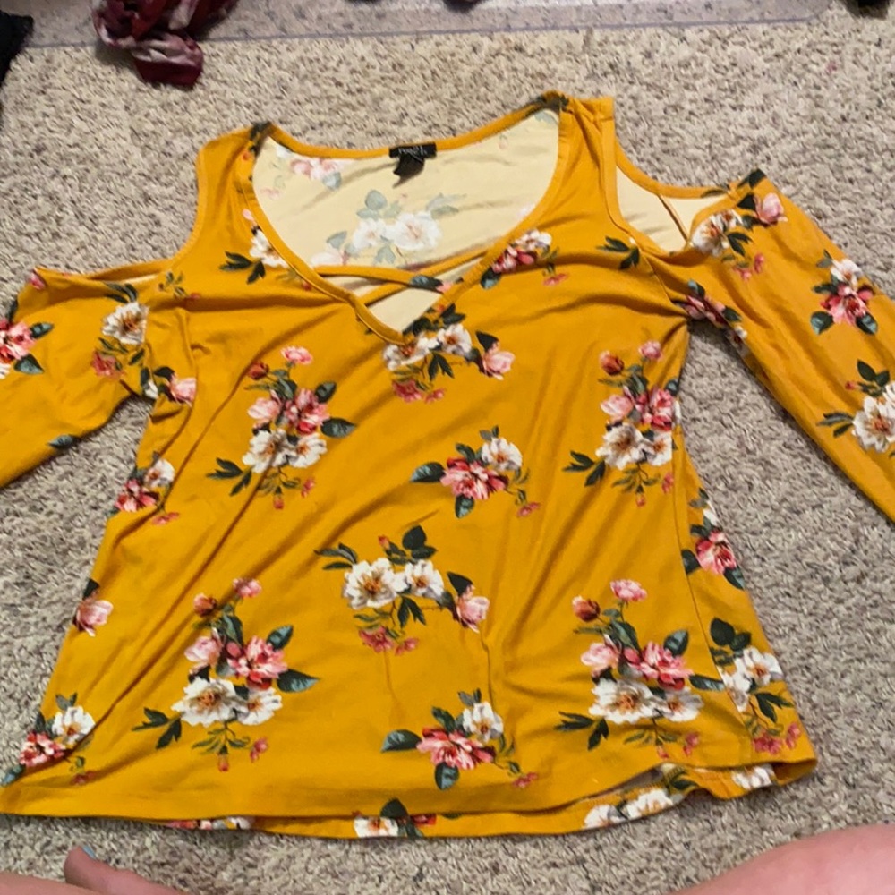 Long sleeve floral shirt